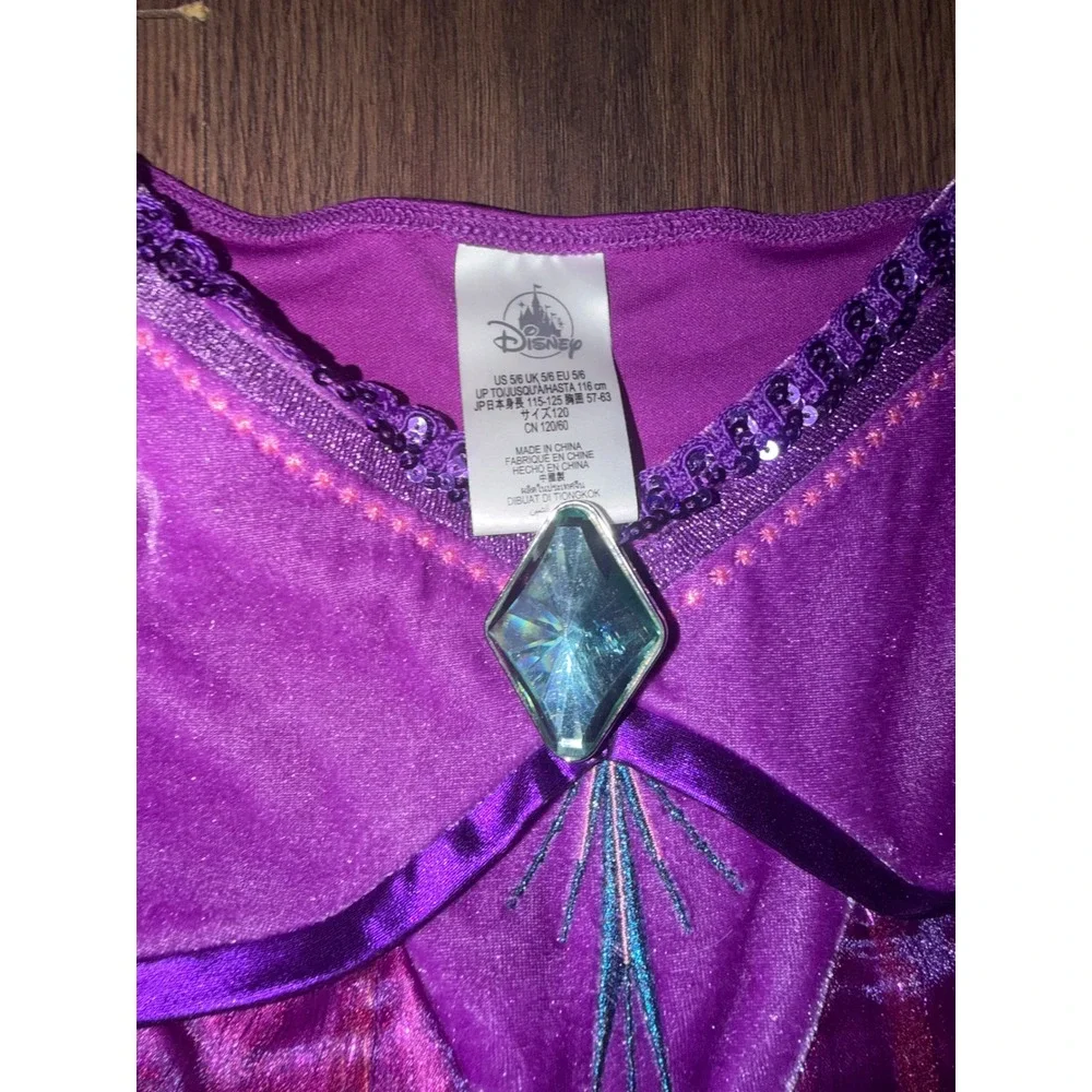 Disney Frozen 2 Elsa Queen Dress Girls 5/6 Purple Excellent Costume Halloween